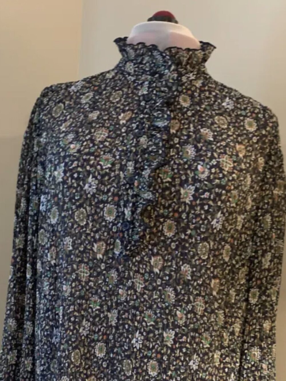 Tory Burch Pleated Chiffon Floral Dress Navy Medallion Print Size 14